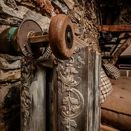 Apartment The Historic Oil Mill- Romantic Retreat *