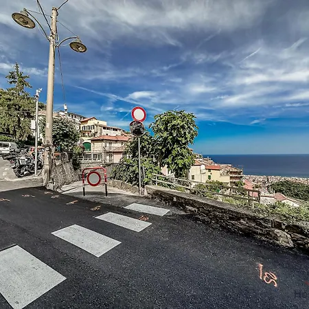 The Historic Oil Mill- Romantic Retreat *