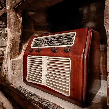 The Historic Oil Mill- Romantic Retreat Apartment