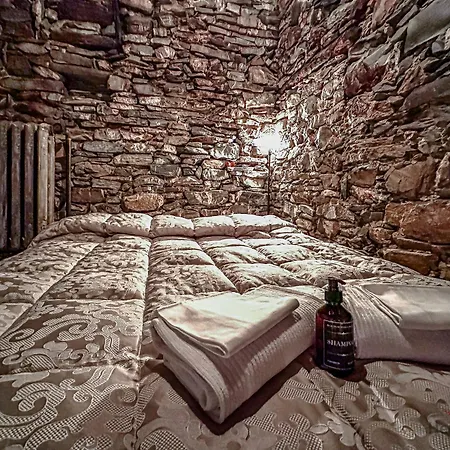 Daire The Historic Oil Mill- Romantic Retreat