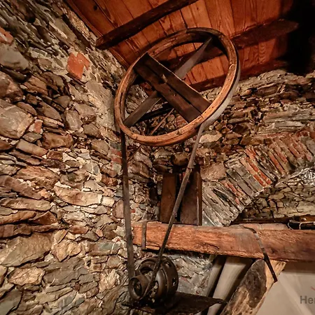 The Historic Oil Mill- Romantic Retreat