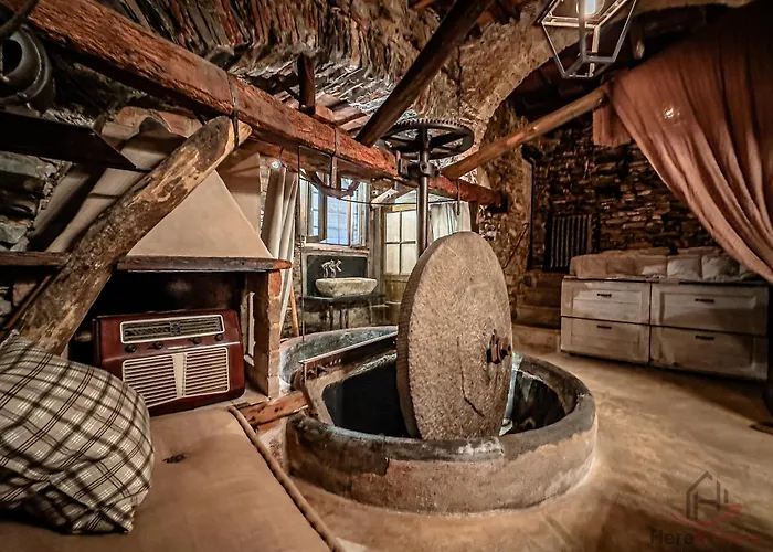 The Historic Oil Mill- Romantic Retreat Apartmán